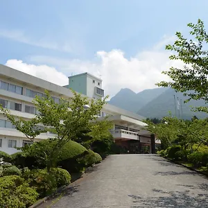 4* Ryokan (tradycyjny japoński pensjonat lub zajazd) Kagetsuen