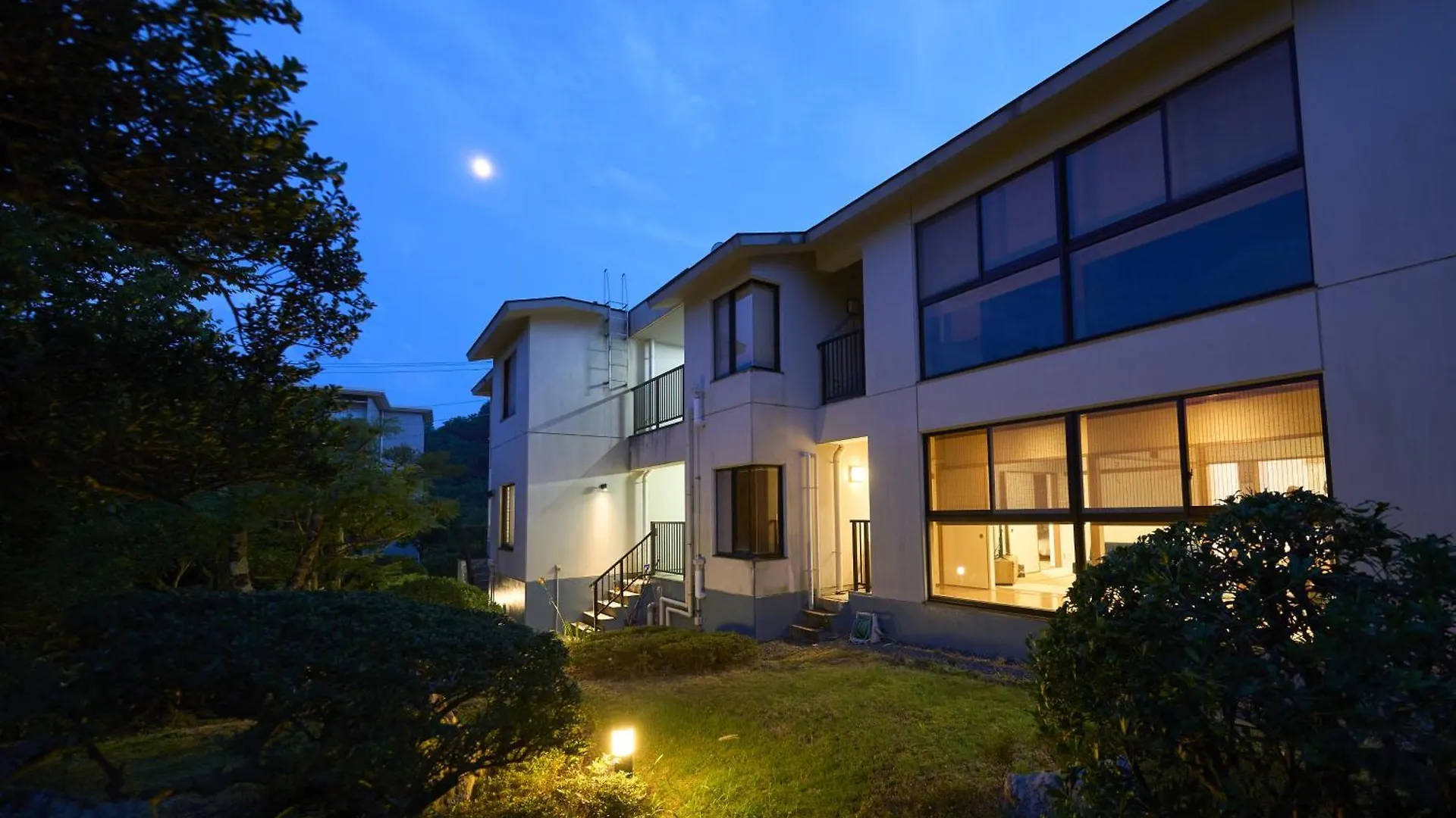 Suite Villa Hakone Gora 0*,  Japan